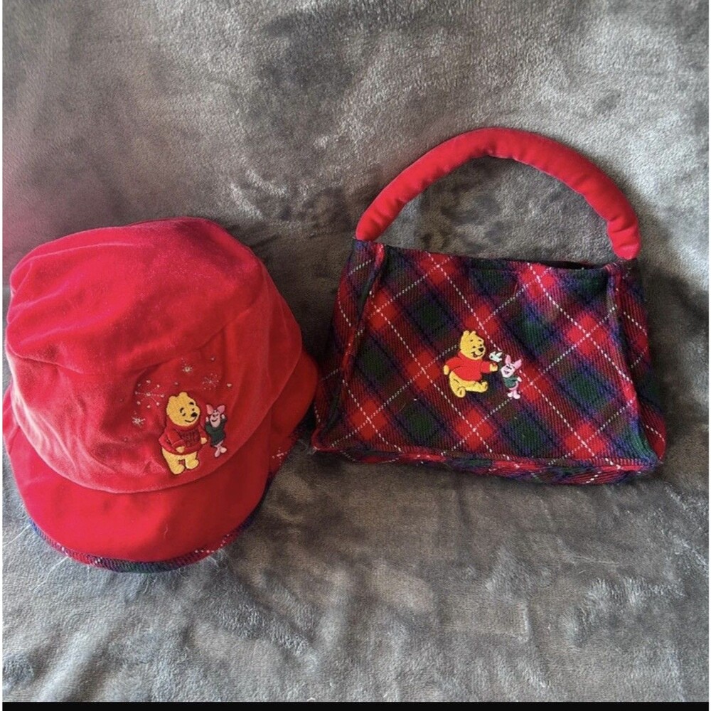 Vintage Disney Store Winnie the Pooh toddler/child Red Hat & Plaid Purse Set